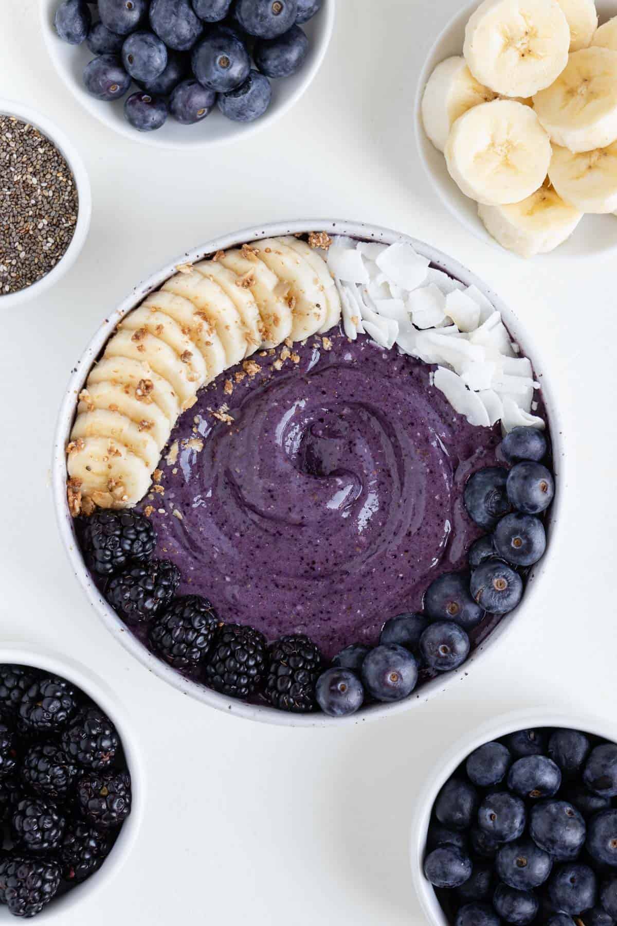 how to make a blueberry smoothie bowl